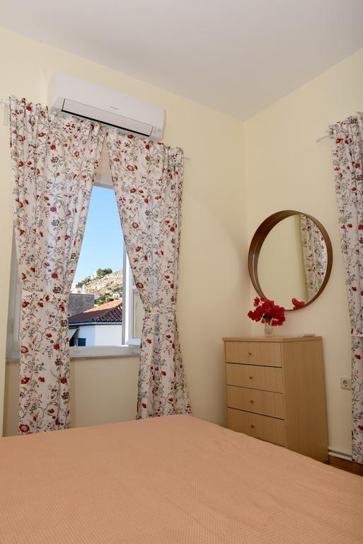 Kalogiannis Apartments Hydra  Exterior photo