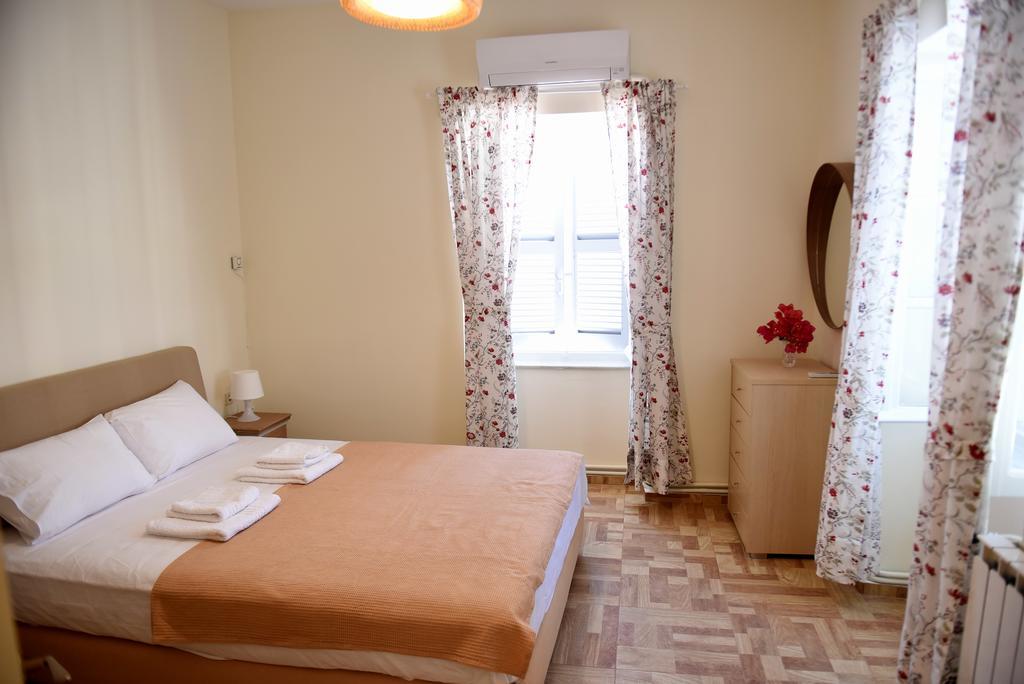 Kalogiannis Apartments Hydra  Exterior photo